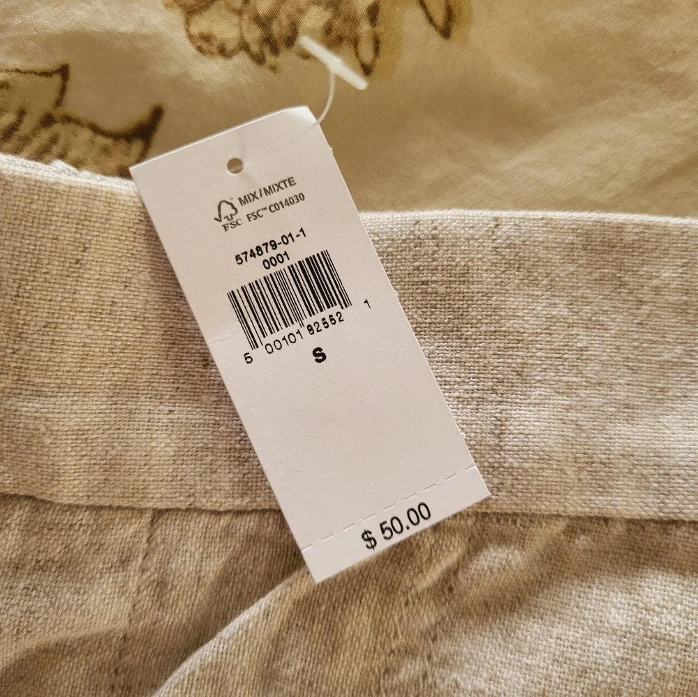 Women's Linen Shorts - Picture 2 of 5